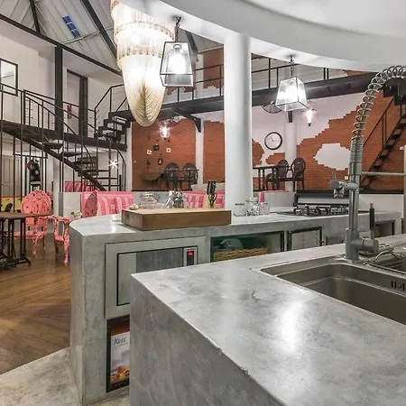Le Loft Seminyak Boutique Villa